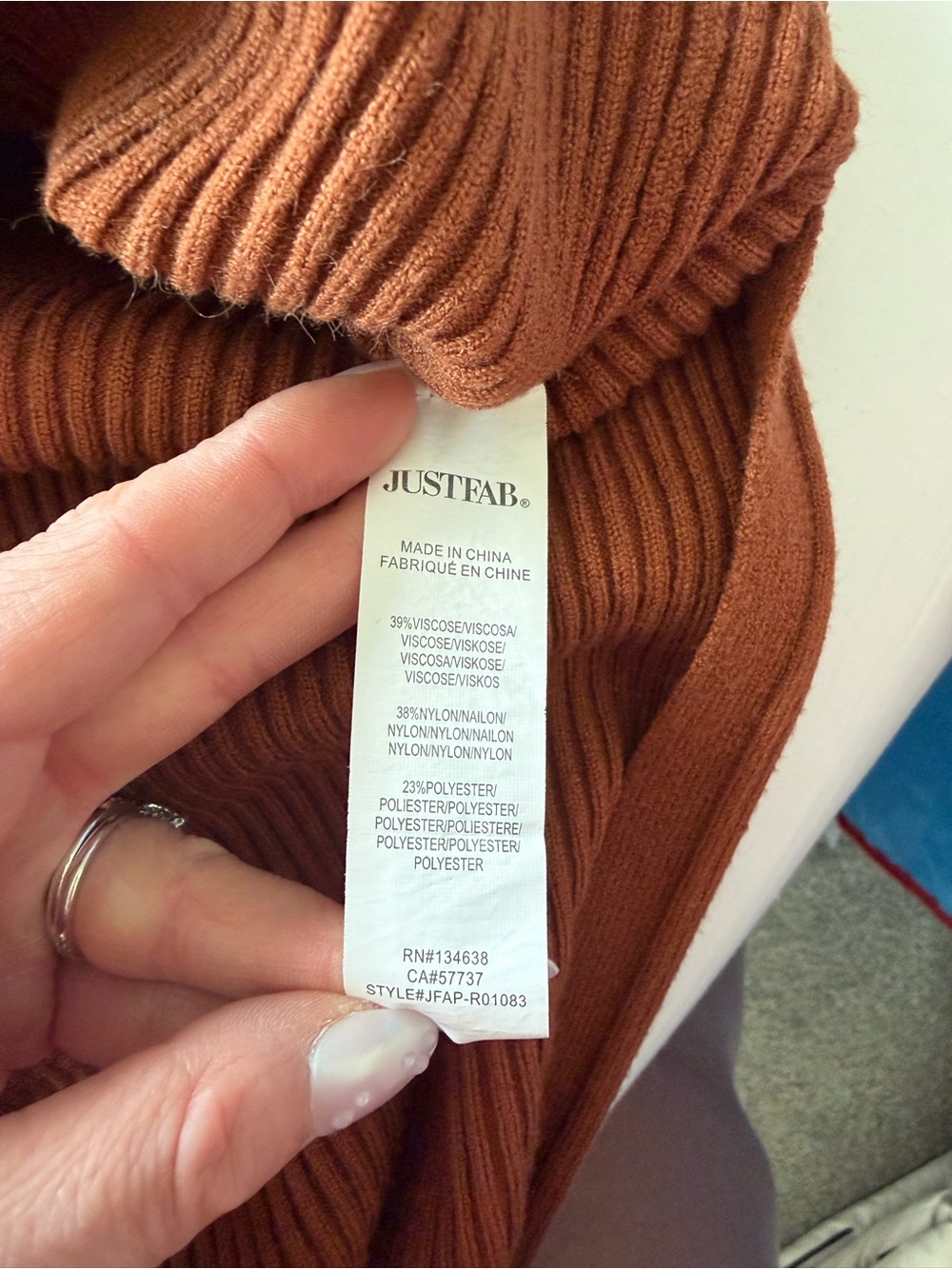 JustFab Rust Ribbed Knit Top with Crew Neck - Picture 3 of 4